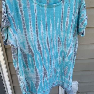 Short sleeve tie died shirt